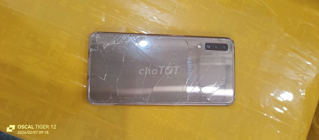 Samsung Vàng hồng Đã qua sử dụng. Mua bán Điện thoại tại Quận 6 Tp Hồ Chí Minh được đăng bởi Slink Express Q.Tuấn hình 1