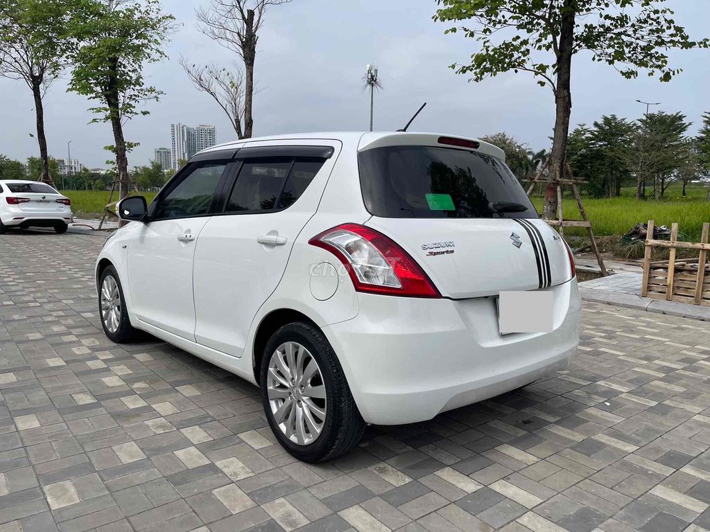 cần bán Suzuki swift 2016 AT xe đẹp xuất sắc. Mua bán Ô tô tại Quận Hoàng Mai Hà Nội được đăng bởi tran duc khien hình 5