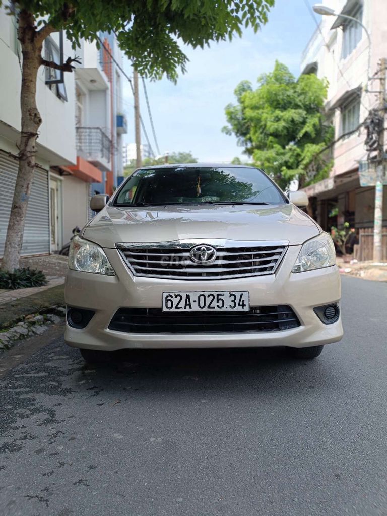 Toyota Innova 2013 G - 68000 km bao test hãng