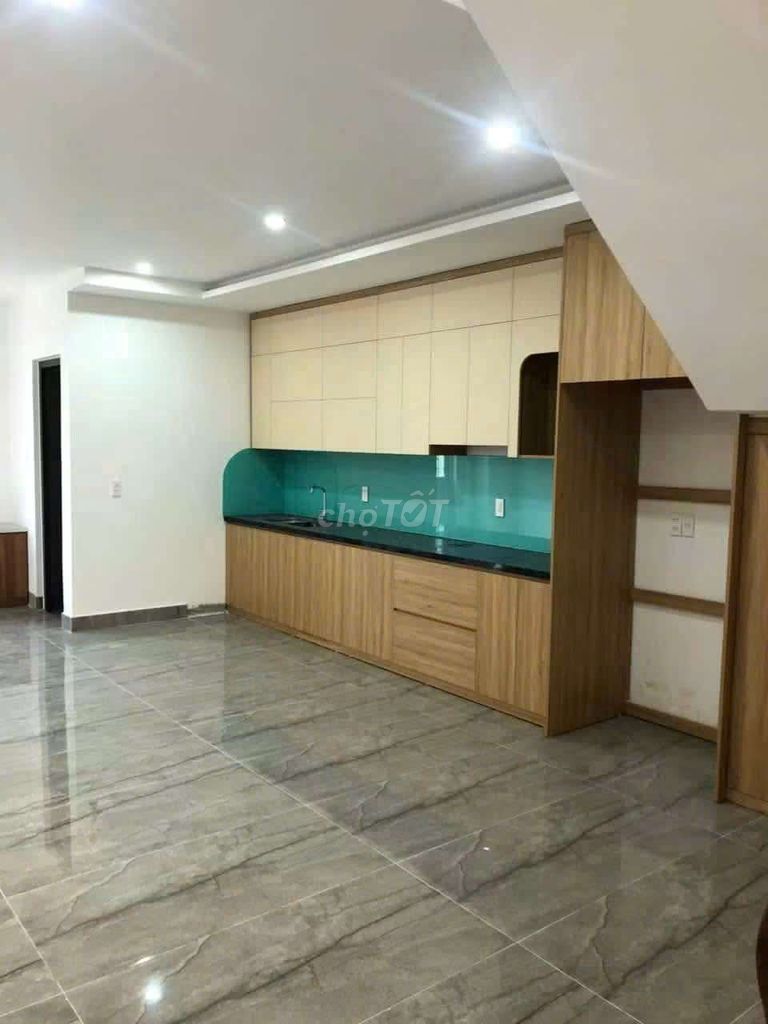 Аренда · 4 комн. · 90 м² · Quận Liên Chiểu, ул. Đường Tú Quỳ