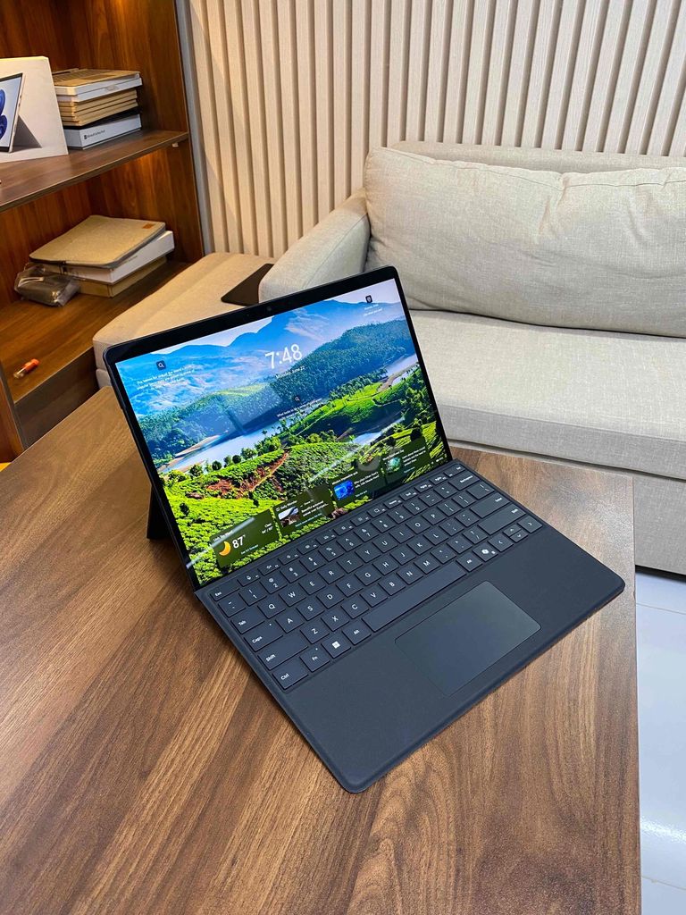 Microsoft Surface Pro 8 i5 13 inch 8GB/256GB Đen. Mua bán Laptop tại Thành phố Thủ Đức Tp Hồ Chí Minh được đăng bởi Vũ Surface hình 1
