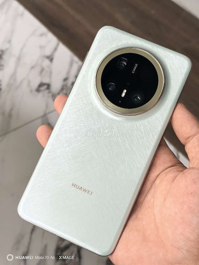 Huawei Mate 70 Pro Plus 16GB/512GB Xanh. Mua bán Điện thoại tại Thành phố Long Xuyên An Giang được đăng bởi Bơ Store  Điện thoại xách tay hình 1