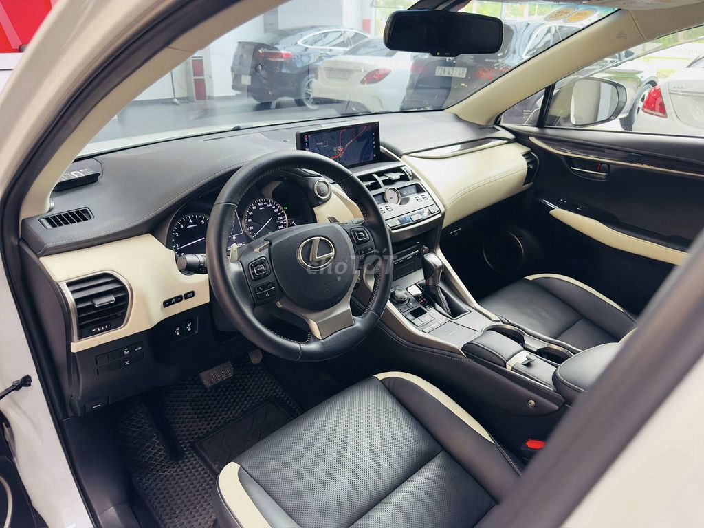 LEXUS NX300 MODEL 2018 RẤT ĐẸP. Mua bán Ô tô tại Quận 7 Tp Hồ Chí Minh được đăng bởi Thanh Tùng NSG hình 9