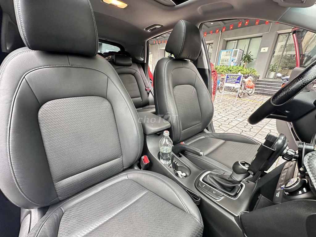 Hyundai Kona 2019  - 54000 km. Mua bán Ô tô tại Quận Hoàng Mai Hà Nội được đăng bởi Hung Vu hình 9