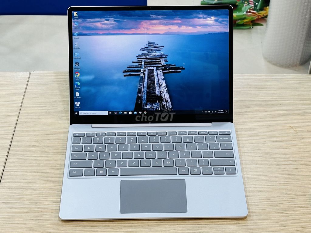 Surface Laptop Go 2 Core i5-1135G7 RAM 16GB 256GB