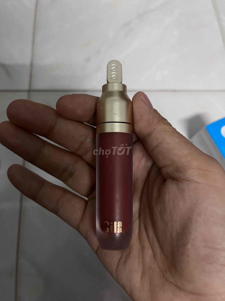 Son môi Gilaa Đỏ. Mua bán Phụ kiện thời trang khác tại Quận 8 Tp Hồ Chí Minh được đăng bởi Nguyễn Ang hình 1