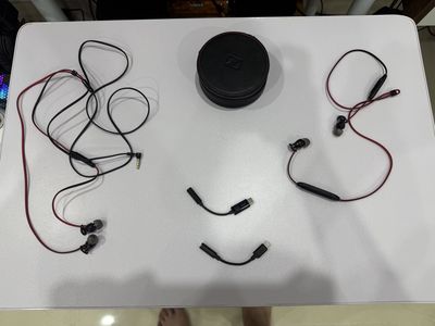 Tai nghe in-ear và wireless MOMENTUM SENNHEISER. Mua bán Tivi, Âm thanh tại Quận Hà Đông Hà Nội được đăng bởi Phạm Bá Huy