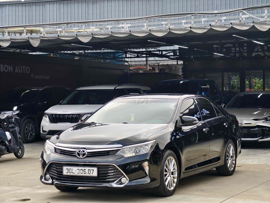Toyota Camry 2018 2.5Q - 70000 km màu đen. Mua bán Ô tô tại Quận Long Biên Hà Nội được đăng bởi BON AUTO hình 2