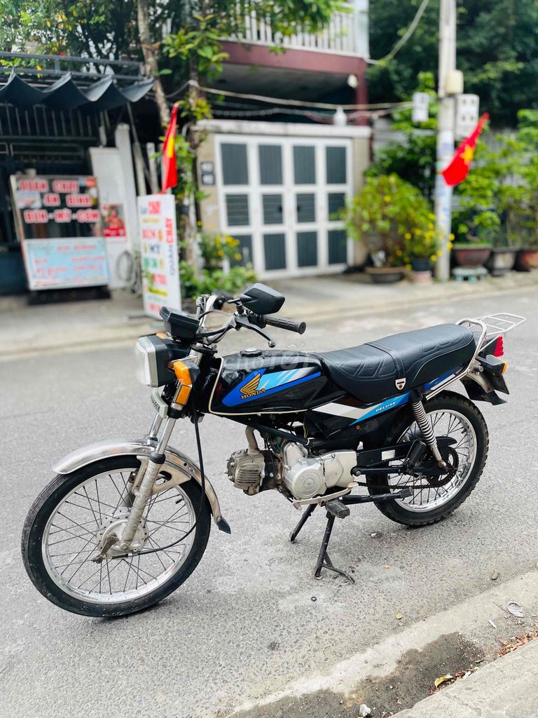 win detech cần bán xe máy rin êm ru chạy bốc. Mua bán Xe máy tại Quận Liên Chiểu Đà Nẵng được đăng bởi Xe Máy Cũ Duy Đạt  66 Nguyễn Khuyến hình 4