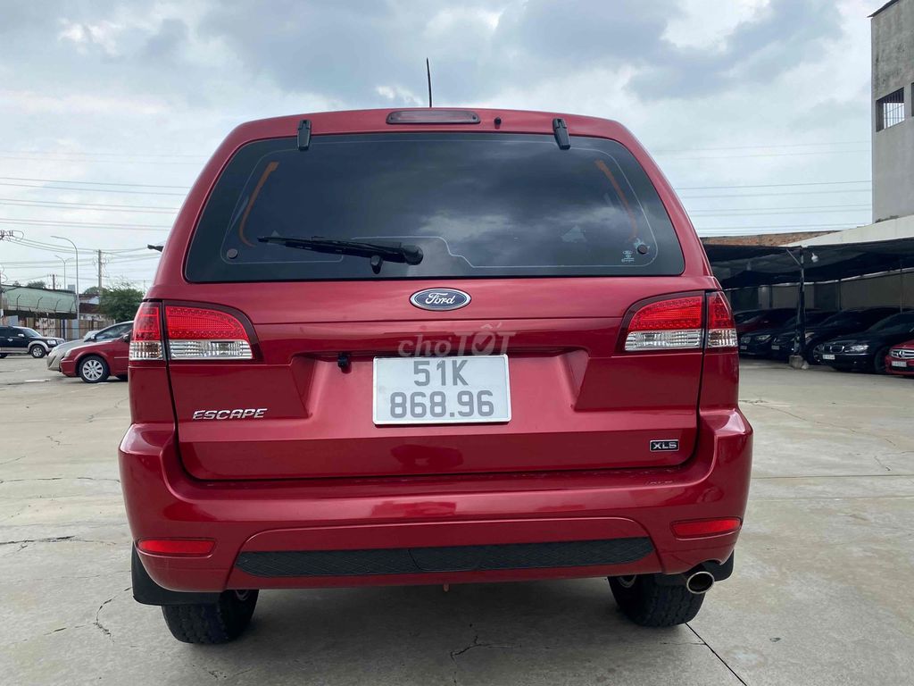 Ford Escape 2010 XLS 2.3L 4x2 AT - 106000 km. Mua bán Ô tô tại Quận Tân Phú Tp Hồ Chí Minh được đăng bởi Thành Dũng hình 2