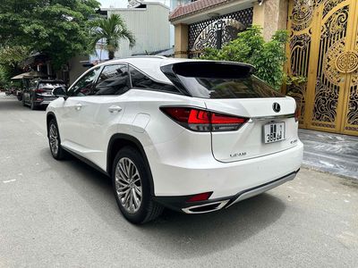 Lexus RX 2022 300 - 29000 km. Mua bán Ô tô tại Quận Gò Vấp Tp Hồ Chí Minh được đăng bởi Tuấn Tài
