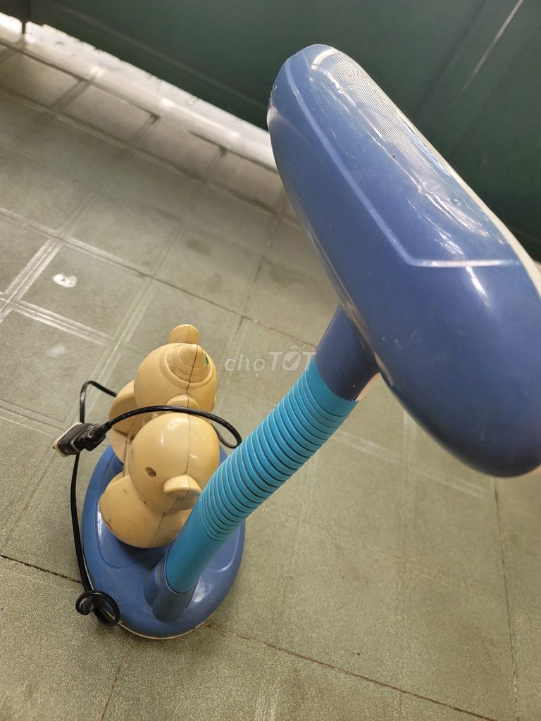 Đèn bàn cho bé học giỏi. Mua bán Đèn tại Quận 8 Tp Hồ Chí Minh được đăng bởi Hy vu  hình 1