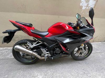 Honda CBR150R 2023 Đỏ đen Nhập khẩu