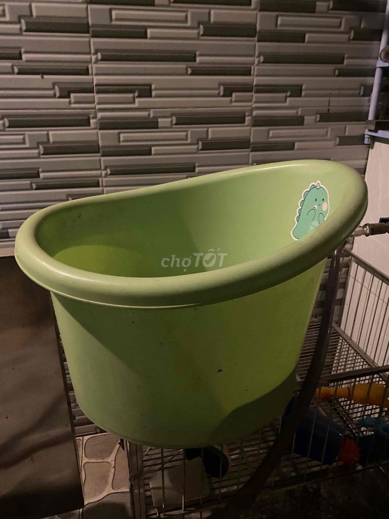 Bồn tắm cho bé sơ sinh đến 3 tuổi. Mua bán Mẹ và bé tại Thành phố Long Xuyên An Giang được đăng bởi Tiệm Thú Cưng hình 1