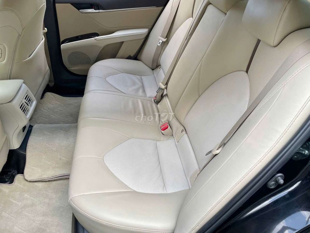 TOYOTA CAMRY 2.0G  31000 km. Mua bán Ô tô tại Thành phố Thủ Đức Tp Hồ Chí Minh được đăng bởi Ms Hiệp  hình 18