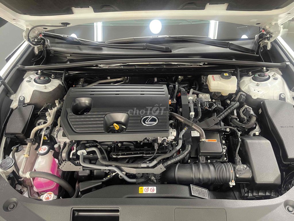 Lexus ES 2023 300h - 20000 km. Mua bán Ô tô tại Quận 1 Tp Hồ Chí Minh được đăng bởi Phan Quốc Lexus hình 20