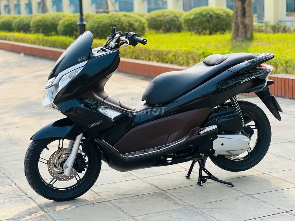HONDA PCX MÀU ĐEN CHO GIA ĐÌNG SỬ DỤNG ZIN CHẤT.. Mua bán Xe máy tại Quận Cầu Giấy Hà Nội được đăng bởi thanh tâm hình 6