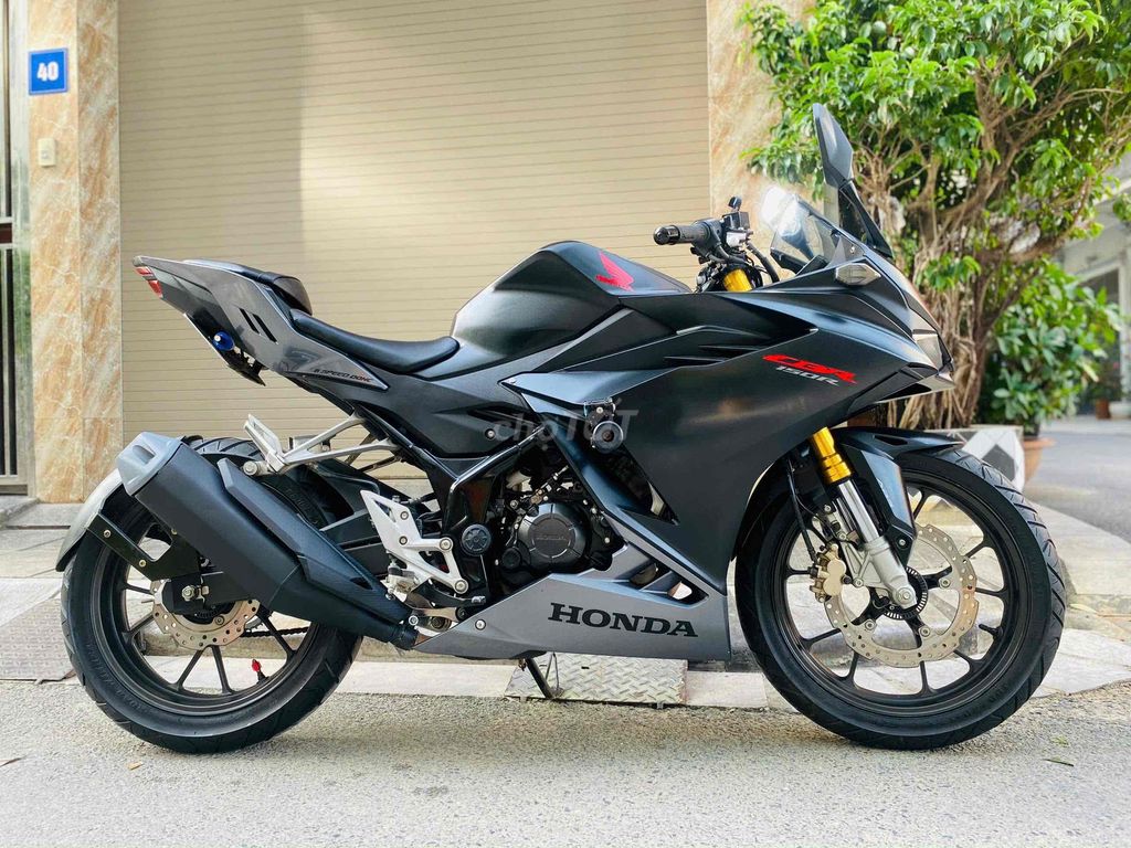 HONDA CBR150 ABS FI cuối 2022 biển TP Xe lướt. Mua bán Xe máy tại Quận Cầu Giấy Hà Nội được đăng bởi Tong motor xe may hình 2