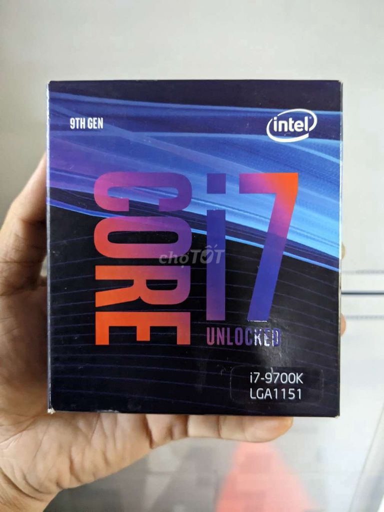 CPU i7 9700K Full Box. HBH.