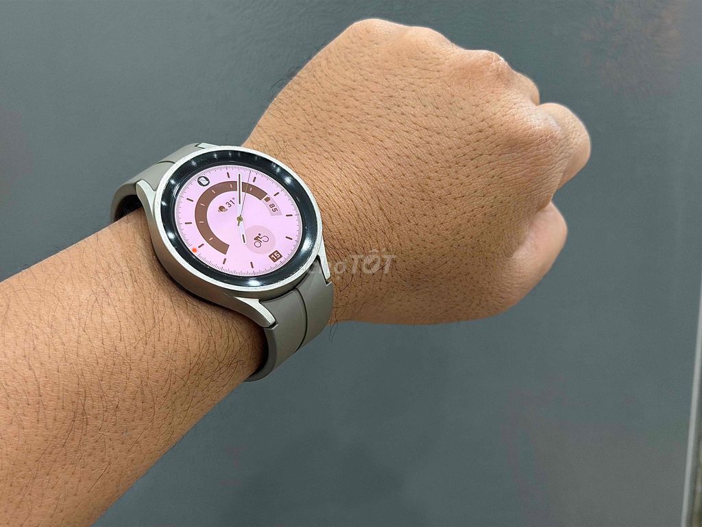 Samsung Galaxy Watch 5 Pro 45mm Chính Hãng. Mua bán Thiết bị đeo thông minh tại Quận Ninh Kiều Cần Thơ được đăng bởi Cầm Đồ Tấn Lợi hình 1