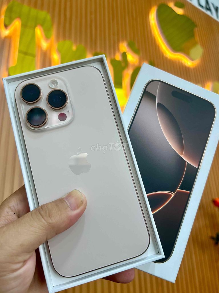Iphone 16pro sa mạc VN/A còn BH TGDĐ. Mua bán Điện thoại tại Huyện Củ Chi Tp Hồ Chí Minh được đăng bởi Trường hình 1
