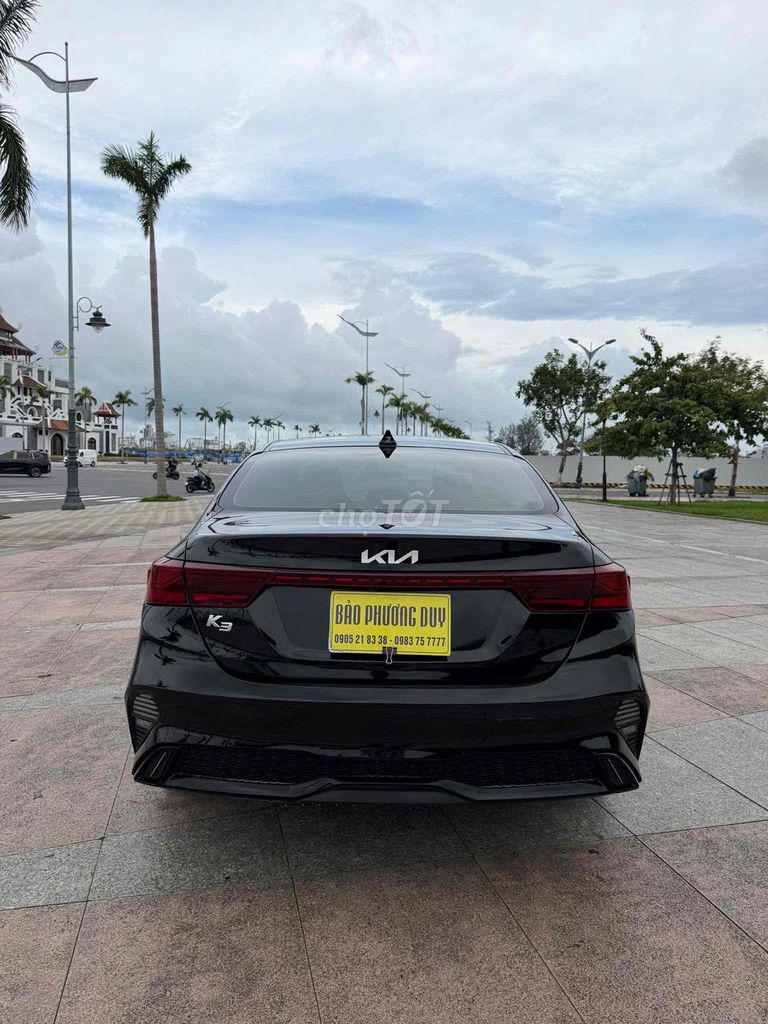 Kia K3 MT 2022 35000km Đen Số sàn