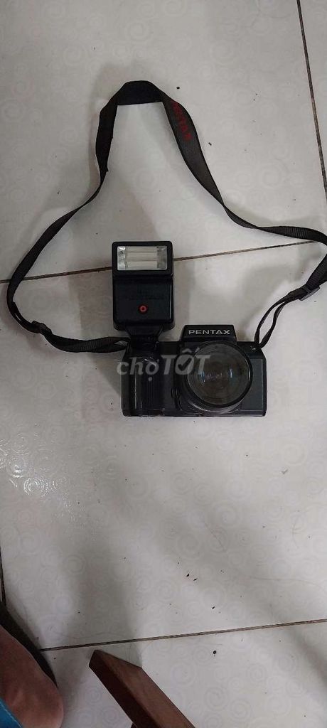 Máy ảnh phim Pentax Đen. Mua bán Máy ảnh, Máy quay tại Quận 8 Tp Hồ Chí Minh được đăng bởi huu chanh hình 1