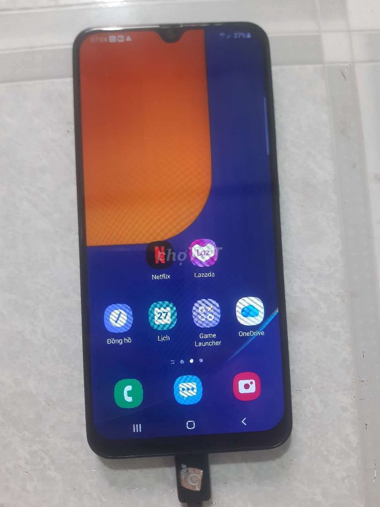 Samsung Galaxy A50 Xanh. Mua bán Điện thoại tại Thành phố Dĩ An Bình Dương được đăng bởi Khanh hình 1