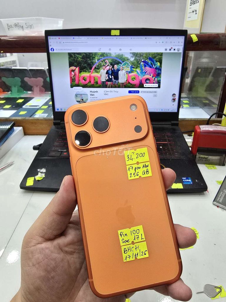 iPhone 17 Pro Max 256GB Cam. Mua bán Điện thoại tại Thành phố Long Xuyên An Giang được đăng bởi Facebook Cầm Đồ Thúy Vân hình 1