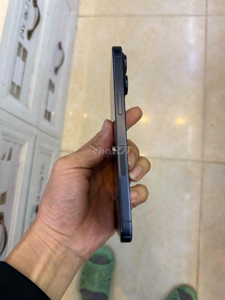 THANH LÝ iPhone 15 Pro Max 256GB Xám. Mua bán Điện thoại tại Huyện Mê Linh Hà Nội được đăng bởi Nguyễn Tuân hình 1