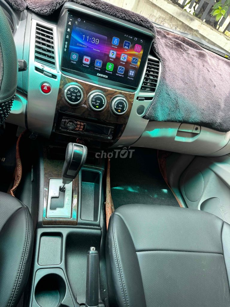 Mitsubishi Pajero Sport 2014 G 4x2 AT - 119000 km. Mua bán Ô tô tại Quận 12 Tp Hồ Chí Minh được đăng bởi hiếu hình 13