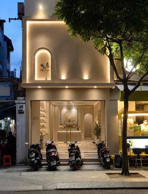 Cho thuê Nhà _ Mặt Tiền Nguyễn Khắc Nhu_ Quận 1 , Trệt 3 Lầu ,St ,🌟🌟