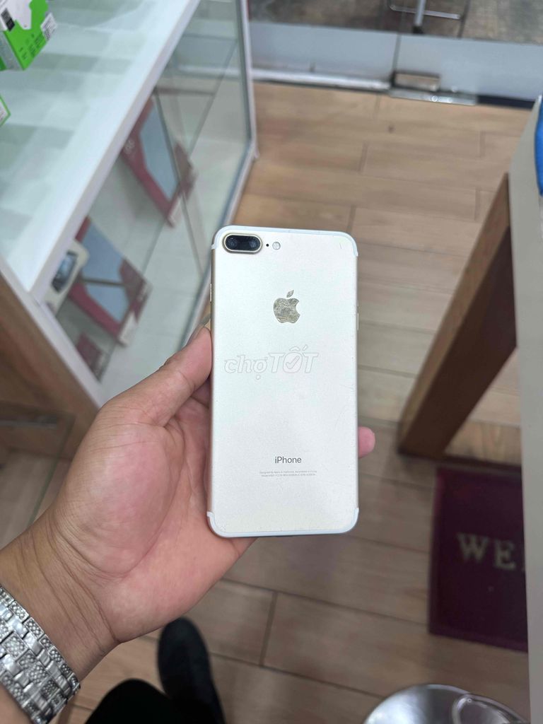 7plus 32gb đã thay màn lk pin 100% vỏ xấu