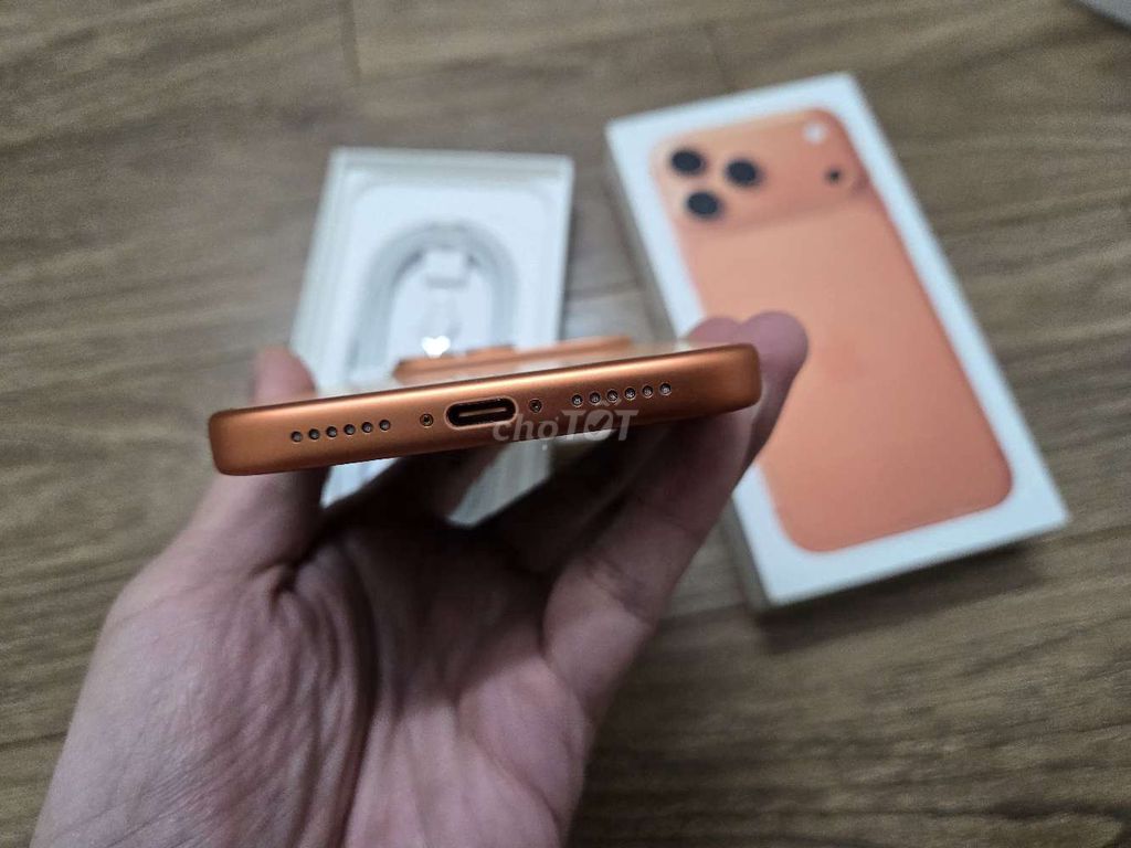 Apple iPhone 17 Pro Max 1TB Cam 99%. Mua bán Điện thoại tại Quận Cầu Giấy Hà Nội được đăng bởi Nguyễn Quyền hình 1