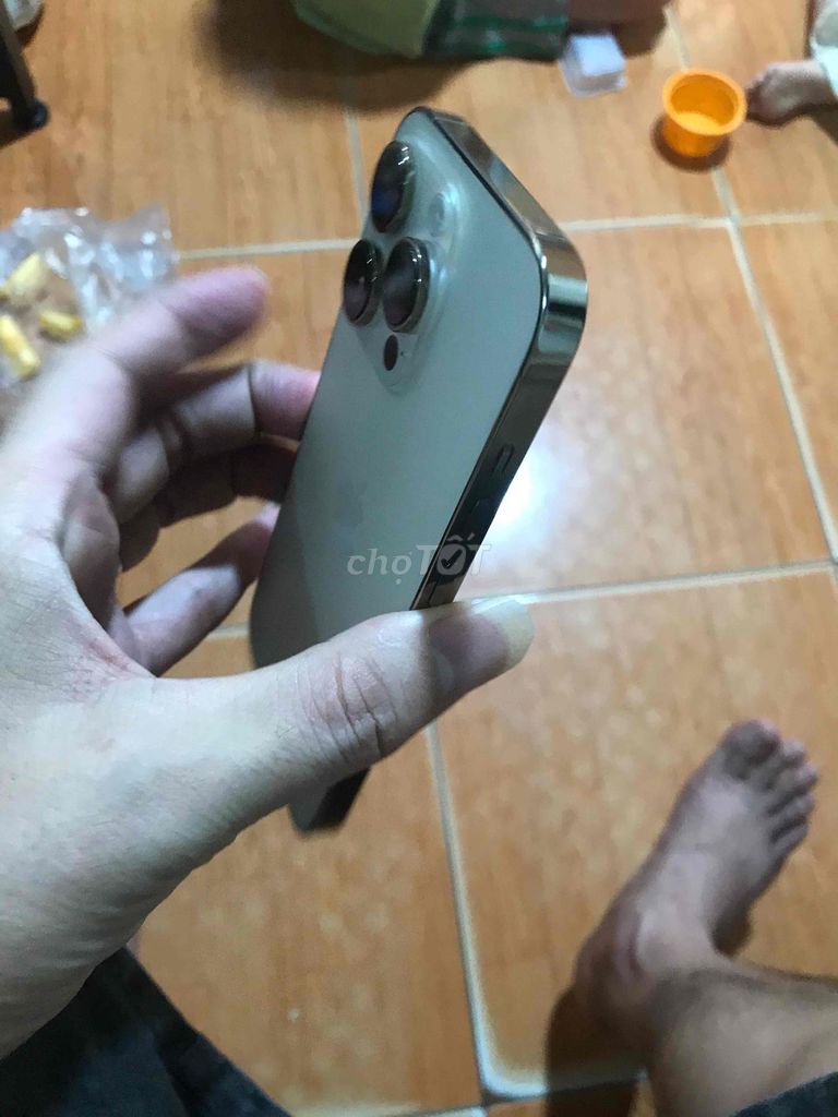 iPhone 14 Pro 128GB Vàng,  zin áp quốc tế màn zin. Mua bán Điện thoại tại Quận Cầu Giấy Hà Nội được đăng bởi Hồng ngọc hình 1
