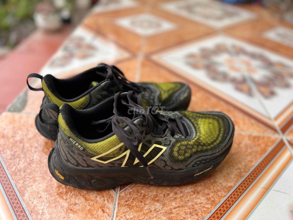 Giày chạy bộ New Balance Hierro. Mua bán Giày dép tại Huyện Thuỷ Nguyên Hải Phòng được đăng bởi Dan Nguyễn hình 1