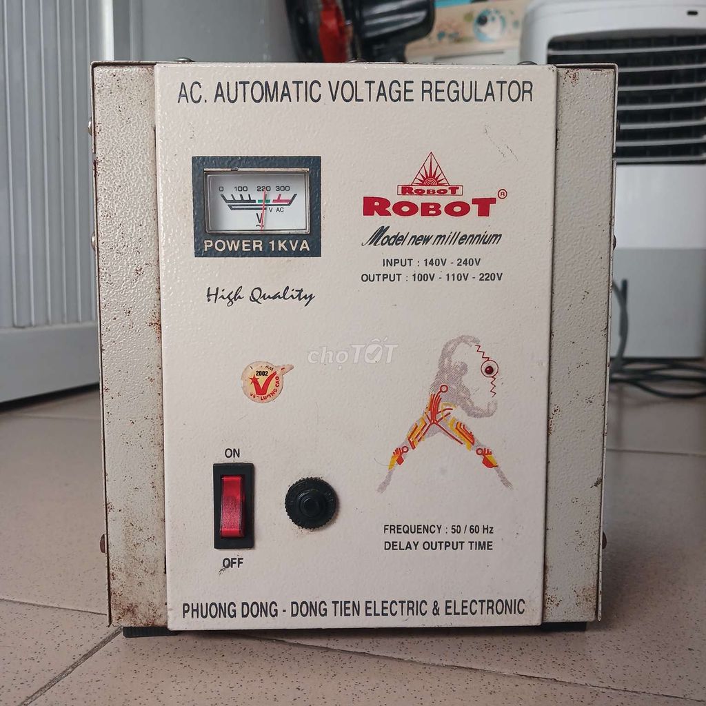 Ổn áp 1kva robot