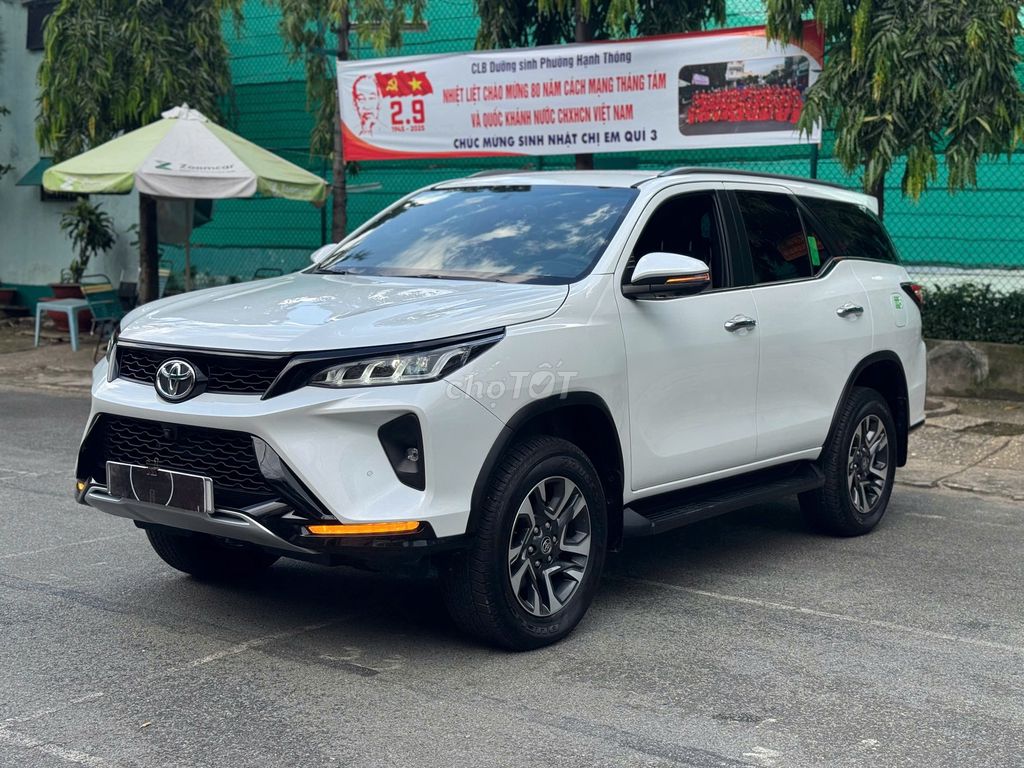 SIÊU CỌP TOYOTA FORTUNER LEGENDER 2024 MỚI KENG. Mua bán Ô tô tại Quận Gò Vấp Tp Hồ Chí Minh được đăng bởi Chợ Xe Ô Tô 362 Xe Chất uy Tín hình 3