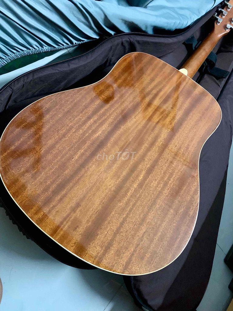 BÁN ĐÀN GUITAR YAMAHA FG820 TẠI TPHCM