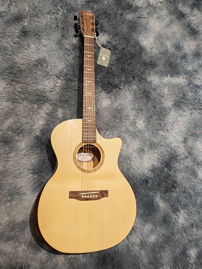 Clover Guitar 114Cx Handmade Chất Lượng Tốt