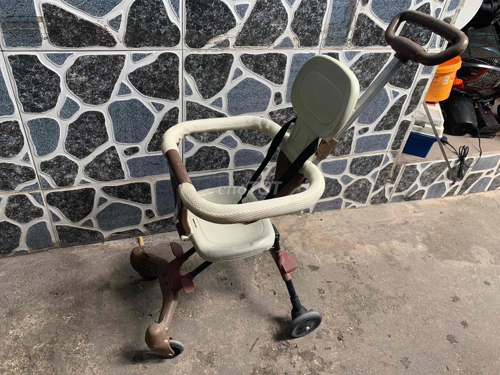 XE ĐẨY EM BÉ  XẾP GỌN. Mua bán Mẹ và bé tại Thành phố Thủ Đức Tp Hồ Chí Minh được đăng bởi Nguyễn Thiện  hình 1
