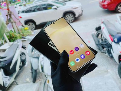 Samsung S24 256G màu Gold fullbox VN BH 10/2025. Mua bán Điện thoại tại Quận Hải Châu Đà Nẵng được đăng bởi Hoàng Anh Tuấn