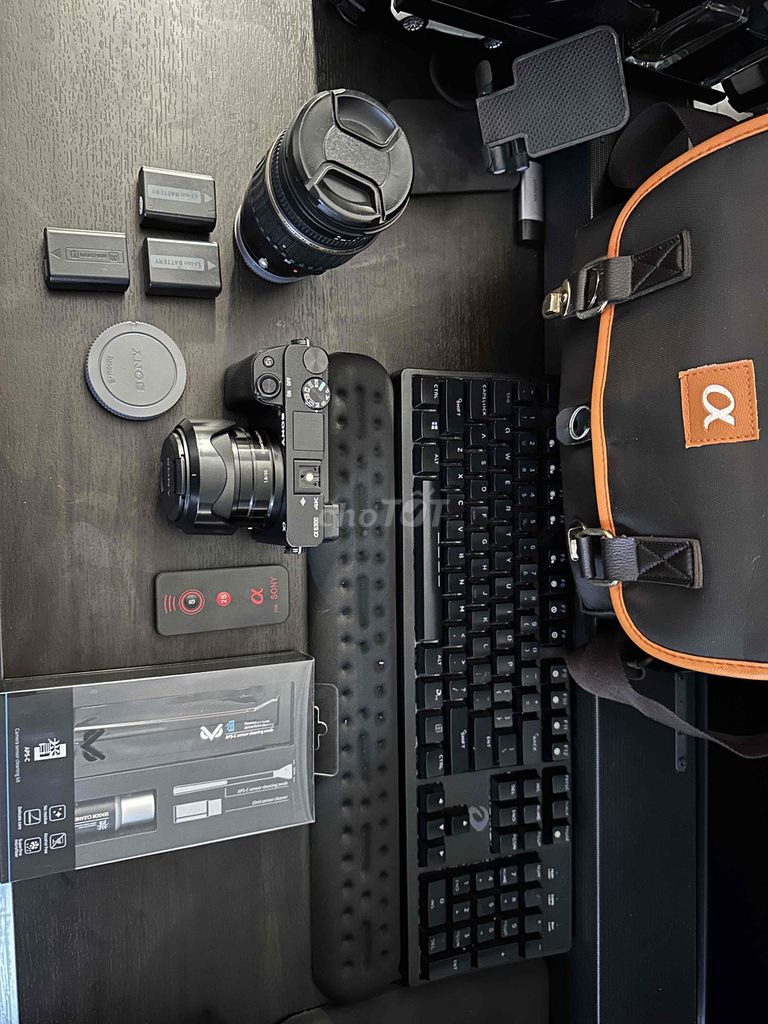 Máy ảnh Sony a6300 SEL35mm f1.8 Đen. Mua bán Máy ảnh, Máy quay tại Quận Tân Phú Tp Hồ Chí Minh được đăng bởi Kim Anh Toàn Lê hình 1