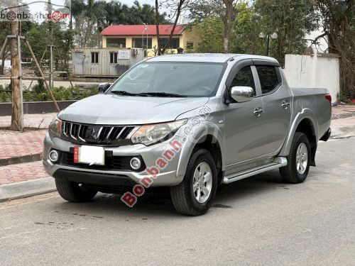 Mitsubishi Triton 4x4 AT Mivec 2019. Mua bán Ô tô tại Quận 1 Tp Hồ Chí Minh được đăng bởi triệu hình 2