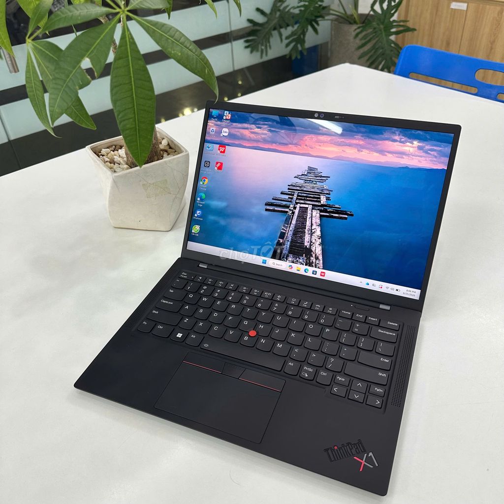 ThinkPad X1 Carbon Gen 9 Mỏng Nhẹ i7 /32GB/256GB. Mua bán Laptop tại Thành phố Huế Thừa Thiên Huế được đăng bởi T T Center hình 1