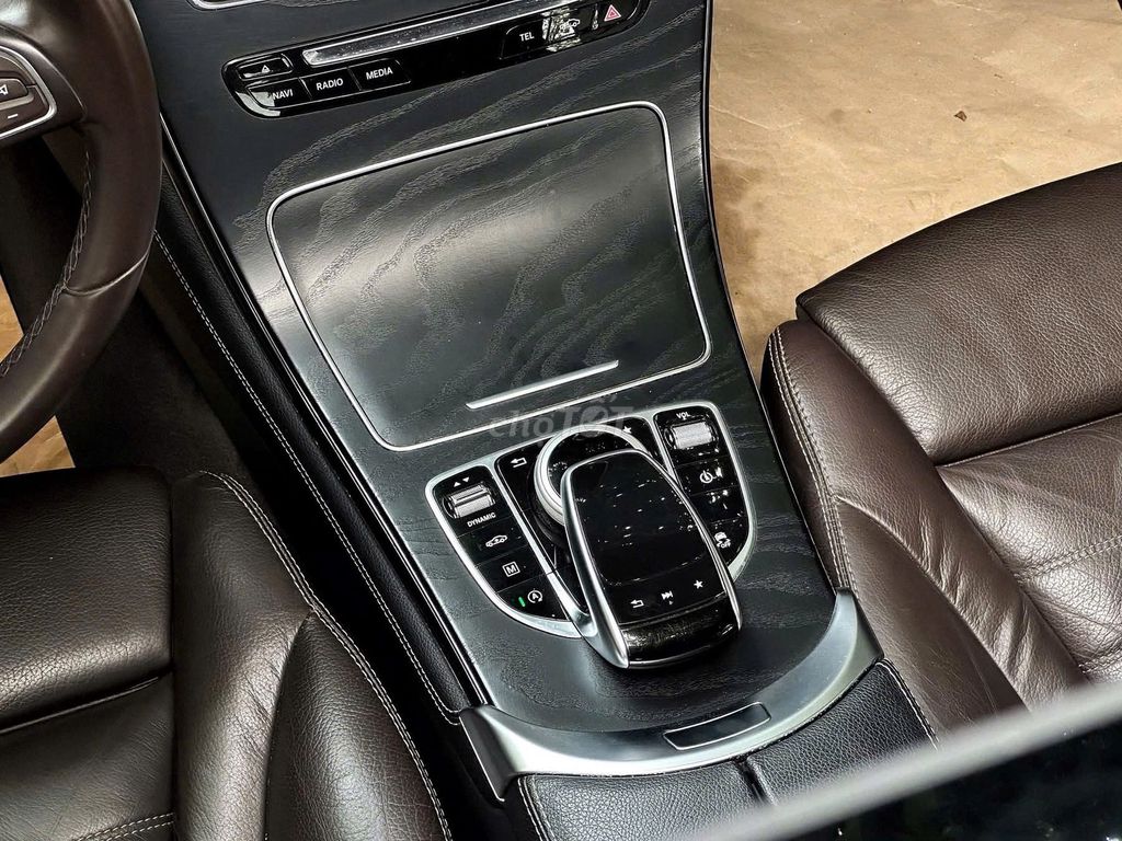 Mercedes Benz GLC300 4Matic 2017, bao Test& Check. Mua bán Ô tô tại Quận Long Biên Hà Nội được đăng bởi Long Biên Cars hình 7