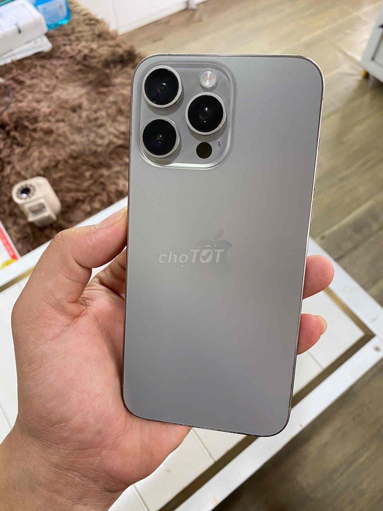 Apple iPhone 15 Pro Max 256GB Titan. Mua bán Điện thoại tại Huyện Đắk R'Lấp Đắk Nông được đăng bởi Hải hình 1
