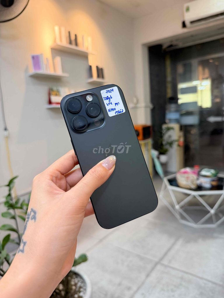 16 Pro 128Gb Vn zin Áp Pin 91. Mua bán Điện thoại tại Quận Thanh Xuân Hà Nội được đăng bởi T Mobile  hình 1