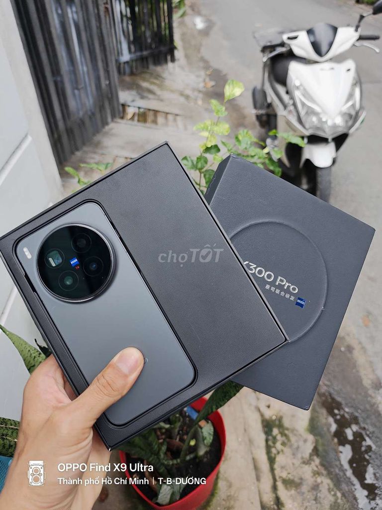 Vivo X300 Pro 12GB/256GB fullbox đẹp 98% . Mua bán Điện thoại tại Quận Bình Tân Tp Hồ Chí Minh được đăng bởi Thái Bình Dương hình 1
