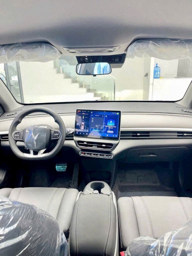 LÃI XUẤT THẤP,TRẢ GÓP NHẸ,120TR CẦM LÁI NGAY!. Mua bán Ô tô tại Thành phố Thủ Đức Tp Hồ Chí Minh được đăng bởi Hương Nguyễn VinFast hình 4